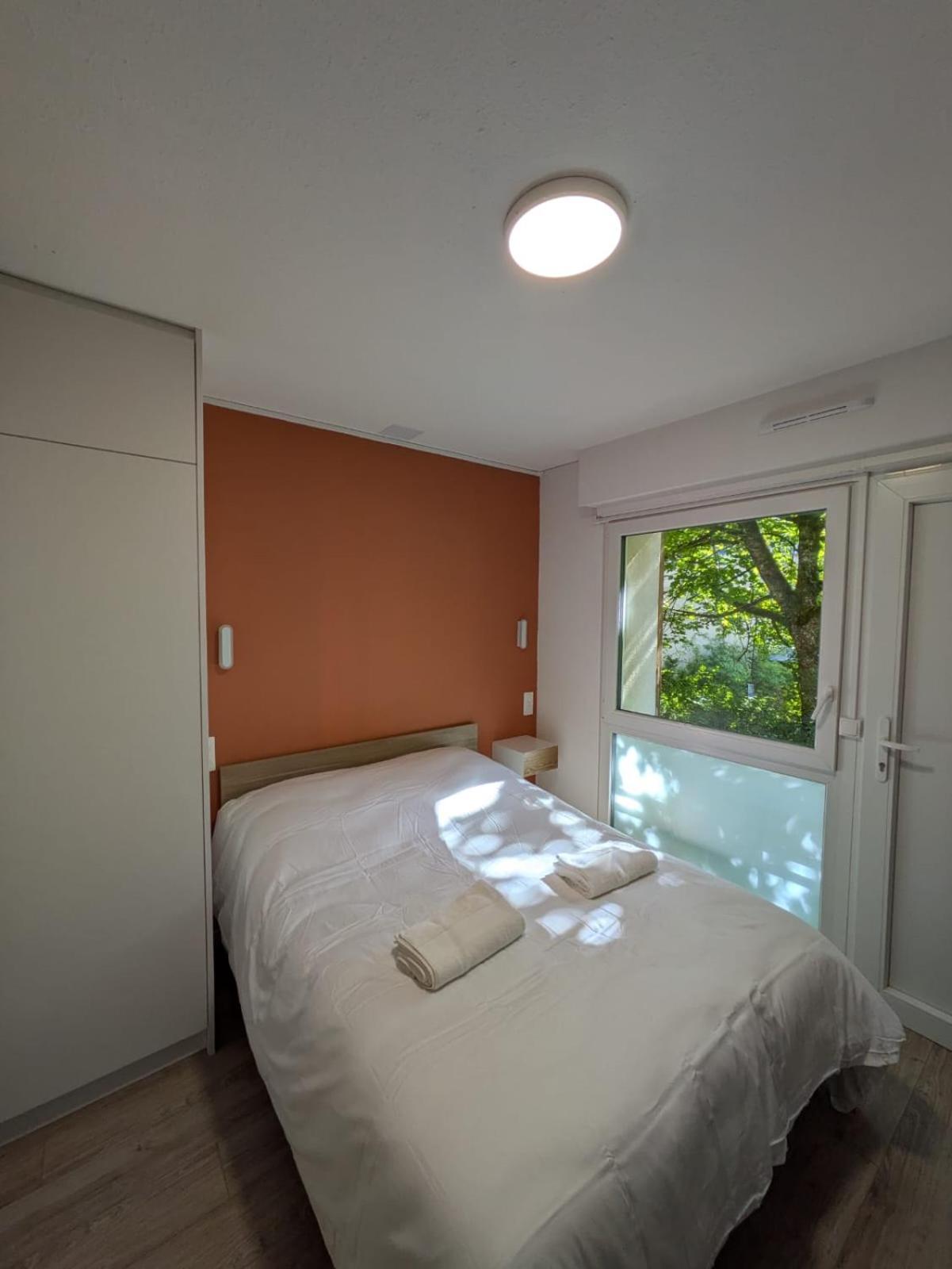 Studio Rez De Chaussee Avec Terrasse Centre Thermal Et Touristique - Casa Амневиль Экстерьер фото